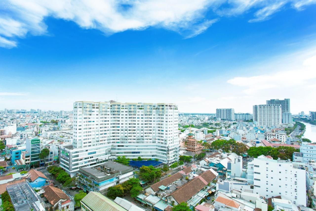 Cbd Rivergate- Infinity Pool Signature 胡志明市 外观 照片